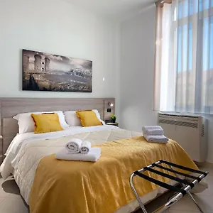 La Preziosa Duomo , Napoli Italia